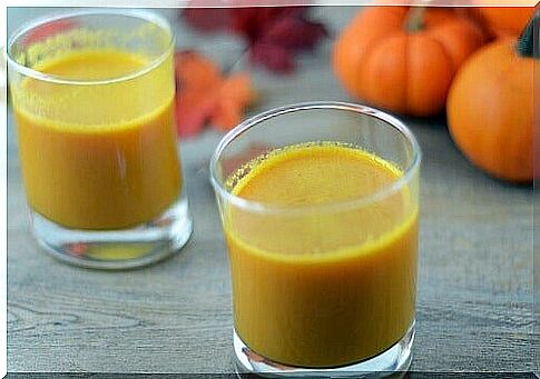 Pumpkin and carrot juice 