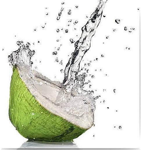 Coconut water improves digestion