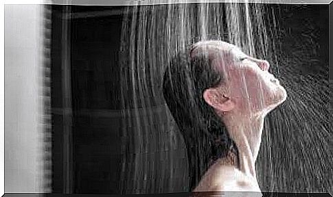 Discover when you should shower and why