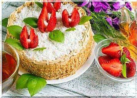 Cheesecake with strawberries