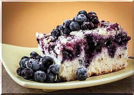 The light sweets: Blueberry muffins on a plate