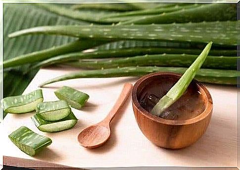 Home remedy with aloe vera