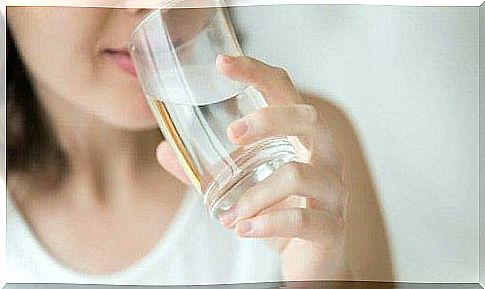 Drink more water to lose weight without a diet.