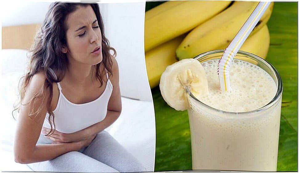 Relieves stomach ulcers with potato and banana smoothie