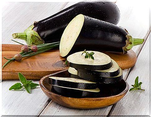 Surprising medicinal water of aubergines