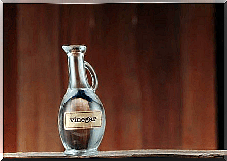 Clear vinegar